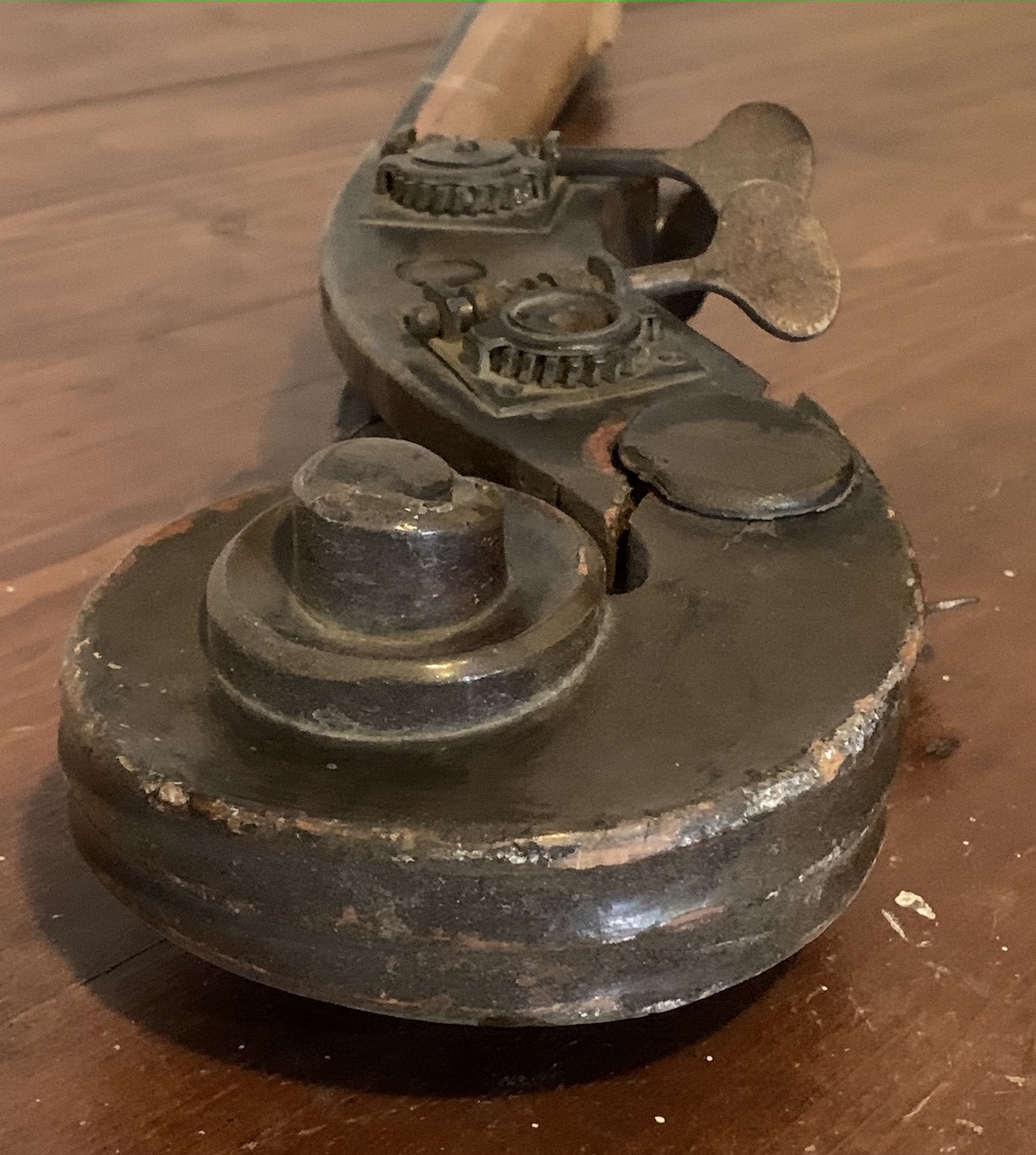 Double Bass Scroll Broken | Michalis Pantelides Violin Shop